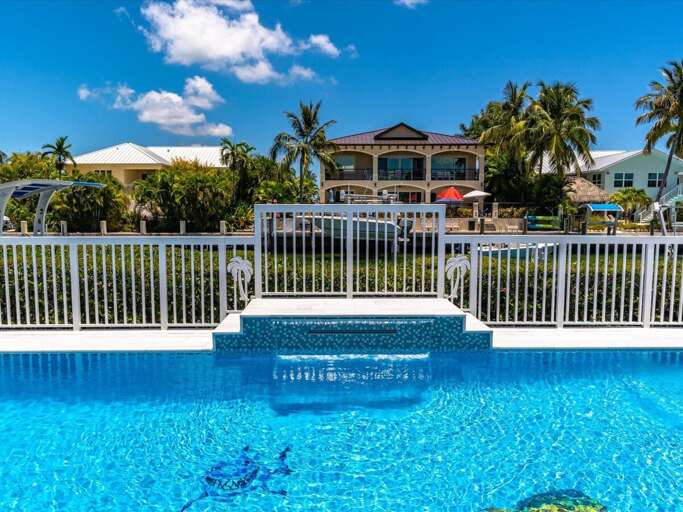 Large private heated pool16` x 32`.